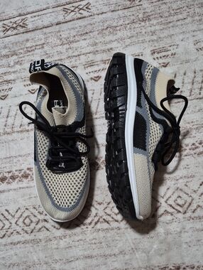 Source Unknown Women's Athletic Knit Sneakers - Beige, Black & Gray
